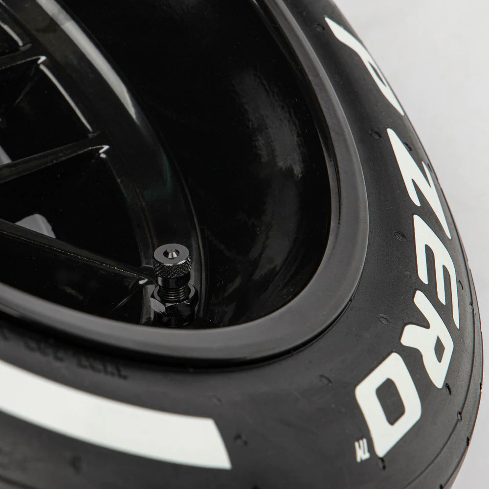 Pirelli Wind tunnel Tyre 18" Scale 1:2