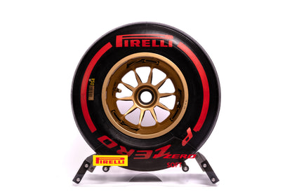 Original F1 Lotus Renault tire R31 2011 - rear wheel