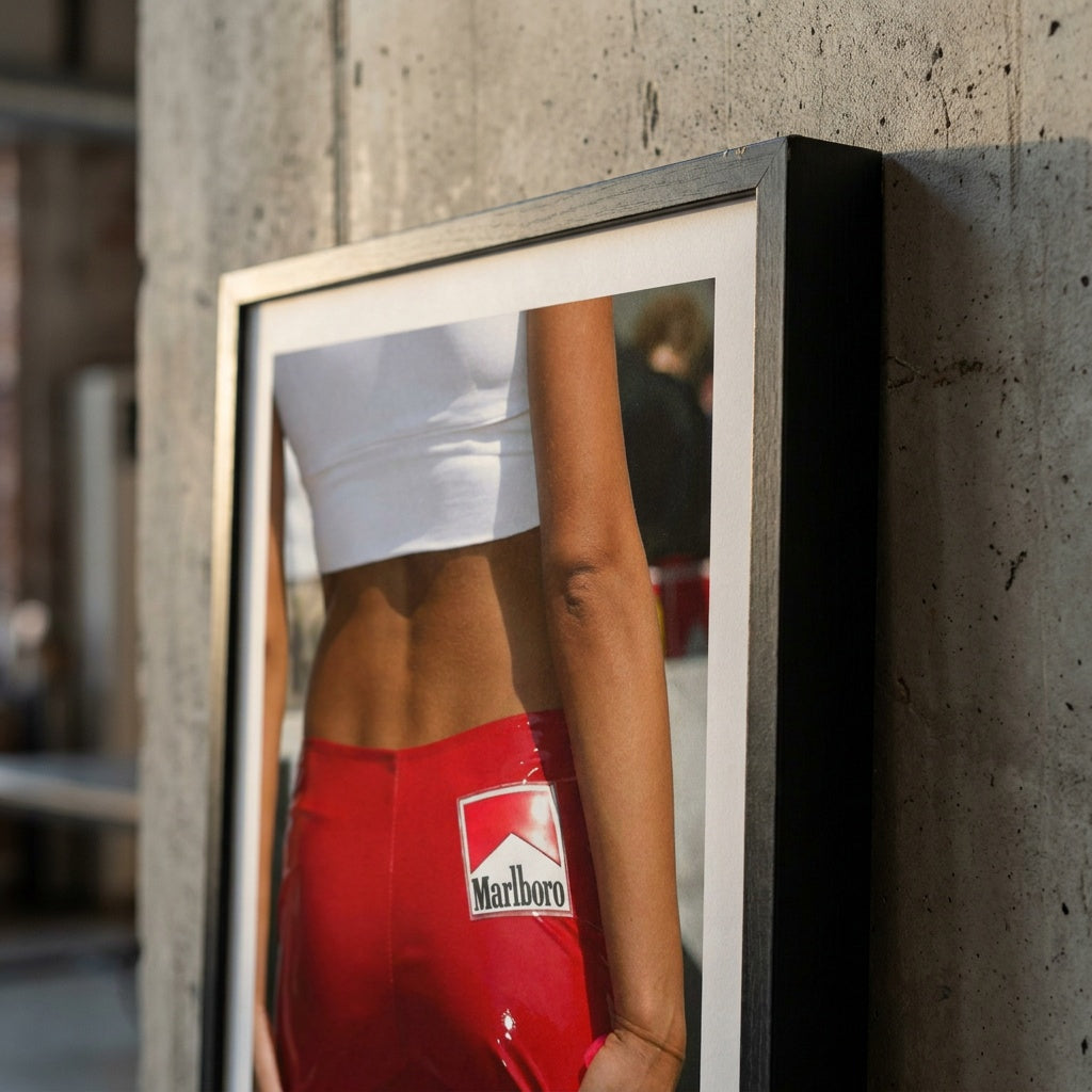 Marlboro girl poster - Formula 1 Grid Girl